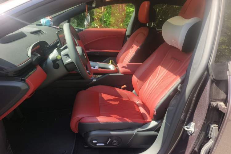 Used Zeekr 007GT 2025 Rear-Drive Intelligent Driving Version 75 kWh Left Front Seat