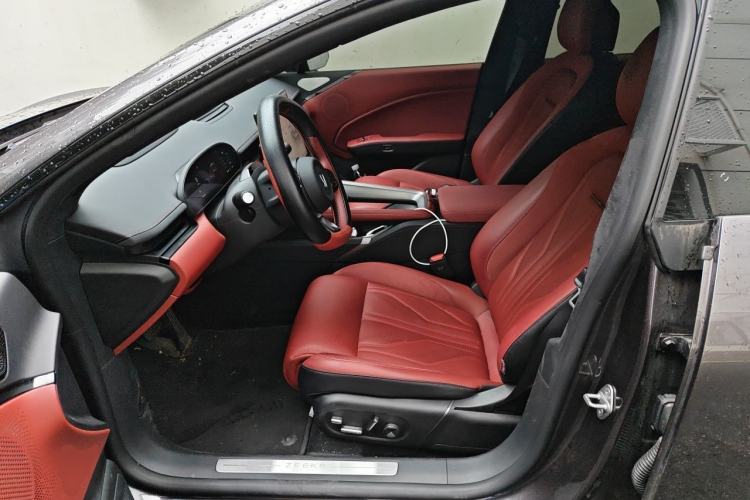 Used Zeekr 007GT 2025 Rear-Drive Intelligent Driving Version 75 kWh Left Front Seat