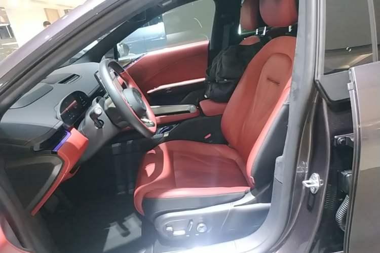Used Zeekr 007GT 2025 Four-Wheel Drive Intelligent Driving Version 75 kWh Left Front Seat