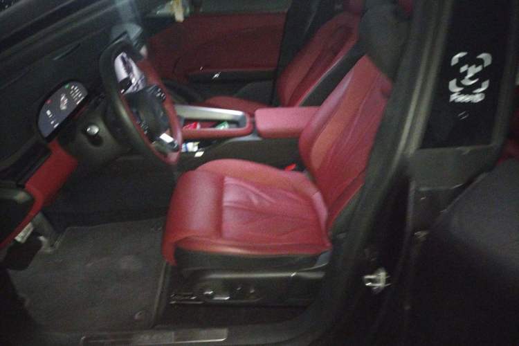 Used Zeekr 007GT 2025 Rear-Drive Intelligent Driving Version 75 kWh Left Front Seat