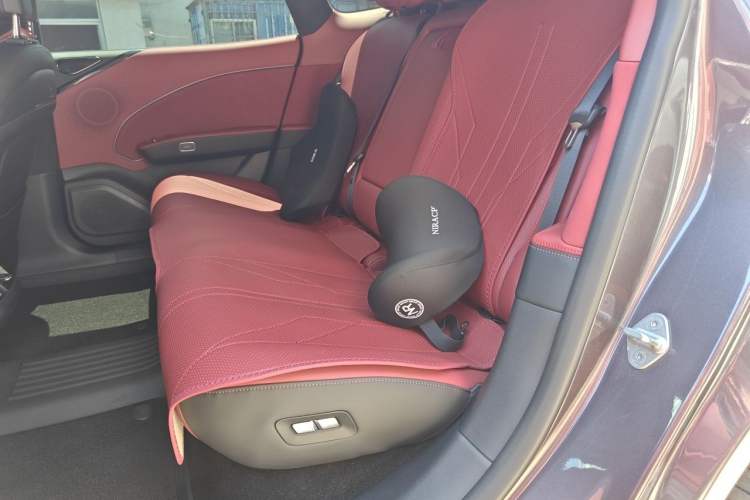 Used Zeekr 007GT 2025 Rear-Drive Intelligent Driving Version 75 kWh Left Rear Seat
