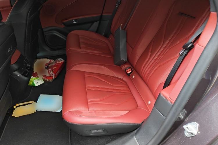 Used Zeekr 007GT 2025 Rear-Drive Intelligent Driving Version 75 kWh Left Rear Seat
