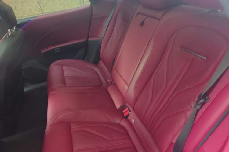 Used Zeekr 007GT 2025 Rear-Drive Intelligent Driving Version 75 kWh Left Rear Seat