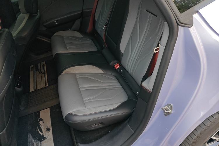 Used Zeekr 007GT 2025 Rear-Drive Intelligent Driving Version 75 kWh Left Rear Seat