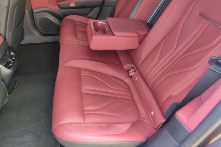 Used Zeekr 007GT 2025 Rear-Drive Intelligent Driving Version 75 kWh Left Rear Seat