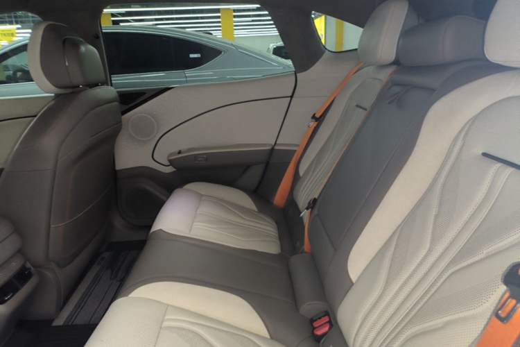 Used Zeekr 007GT 2025 Rear-Drive Intelligent Driving Version 75 kWh Left Rear Seat