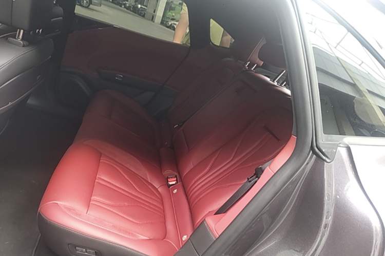 Used Zeekr 007GT 2025 Rear-Drive Intelligent Driving Version 75 kWh Left Rear Seat
