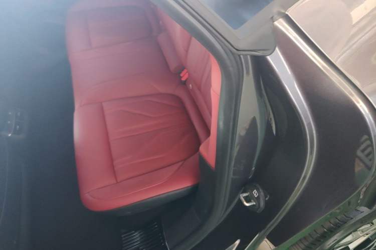 Used Zeekr 007GT 2025 Rear-Drive Intelligent Driving Version 75 kWh Left Rear Seat