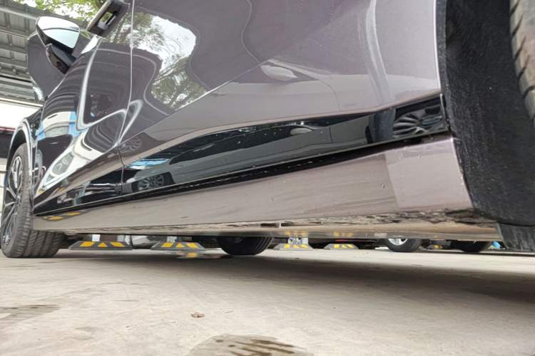 Used Zeekr 007GT 2025 Rear-Drive Intelligent Driving Version 75 kWh Left Side Sill