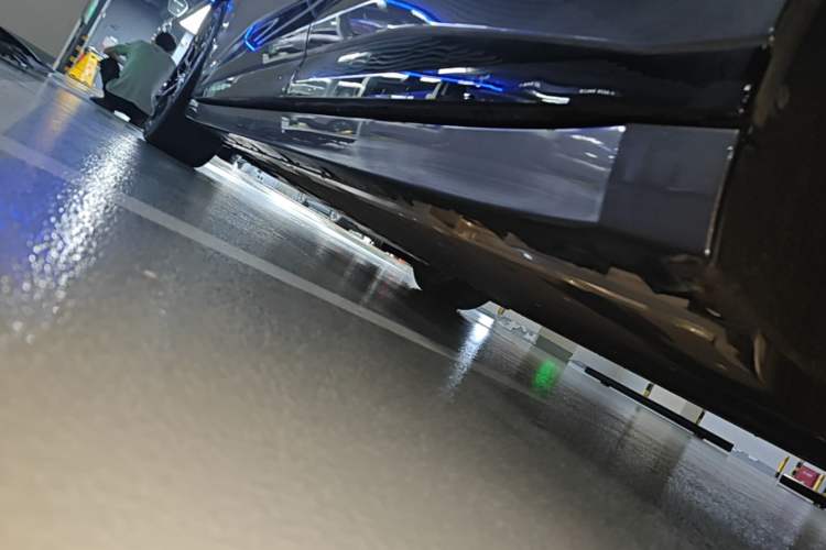 Used Zeekr 007GT 2025 Long-Range Rear-Wheel Drive Intelligent Driving Version 100 kWh Left Side Sill