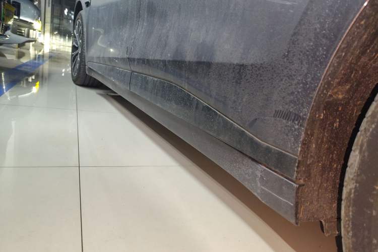 Used Zeekr 007GT 2025 Rear-Drive Intelligent Driving Version 75 kWh Left Side Sill