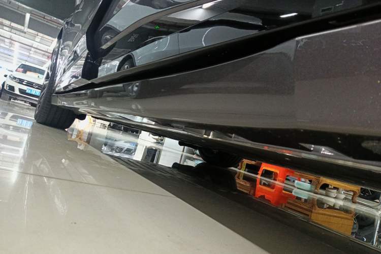 Used Zeekr 007GT 2025 Long-Range Rear-Wheel Drive Intelligent Driving Version 100 kWh Left Side Sill