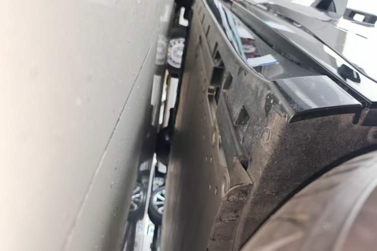 Used Zeekr 007GT 2025 Long-Range Rear-Wheel Drive Intelligent Driving Version 100 kWh Left Side Sill