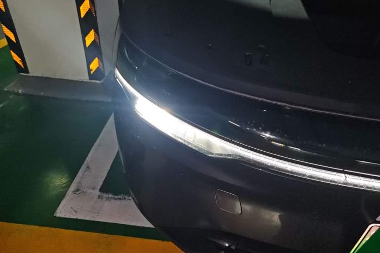 Used Zeekr 007GT 2025 Rear-Drive Intelligent Driving Version 75 kWh Right Front Headlight