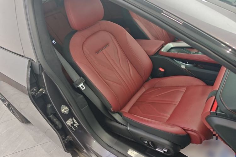 Used Zeekr 007GT 2025 Rear-Drive Intelligent Driving Version 75 kWh Right Front Seat