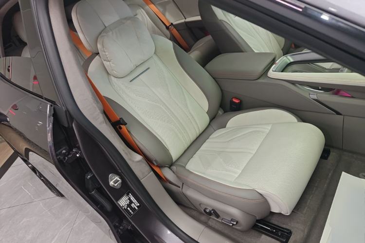 Used Zeekr 007GT 2025 Rear-Drive Intelligent Driving Version 75 kWh Right Front Seat