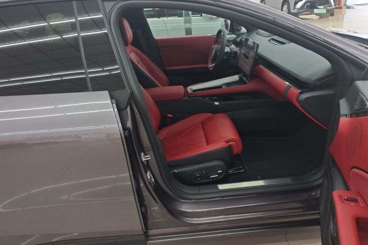 Used Zeekr 007GT 2025 Rear-Drive Intelligent Driving Version 75 kWh Right Front Seat