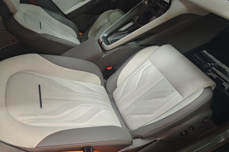 Used Zeekr 007GT 2025 Rear-Drive Intelligent Driving Version 75 kWh Right Front Seat