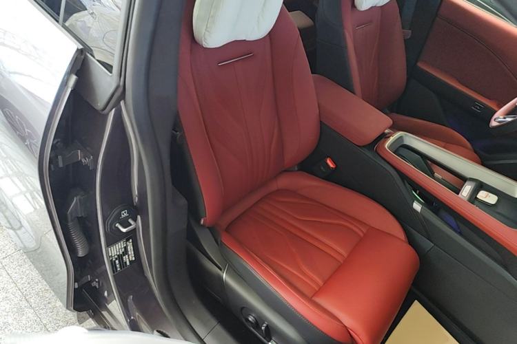 Used Zeekr 007GT 2025 Rear-Drive Intelligent Driving Version 75 kWh Right Front Seat