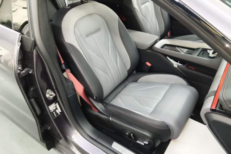 Used Zeekr 007GT 2025 Long-Range Rear-Wheel Drive Intelligent Driving Version 100 kWh Right Front Seat