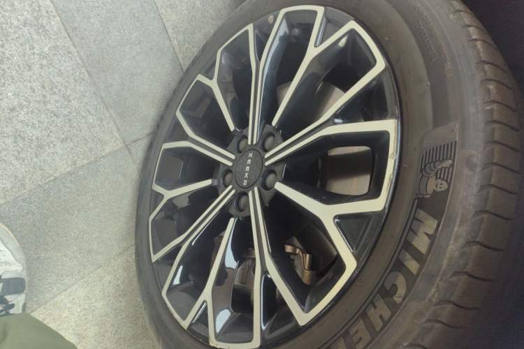 Used Zeekr 007GT 2025 Rear-Drive Intelligent Driving Version 75 kWh Right Front Wheel Hub