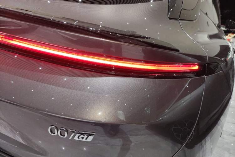 Used Zeekr 007GT 2025 Rear-Drive Intelligent Driving Version 75 kWh Right Rear Taillight