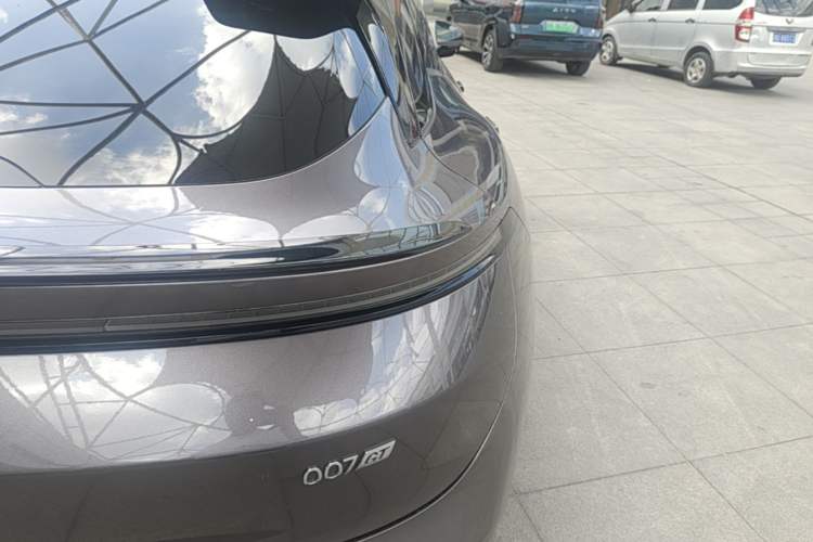 Used Zeekr 007GT 2025 Rear-Drive Intelligent Driving Version 75 kWh Right Rear Taillight