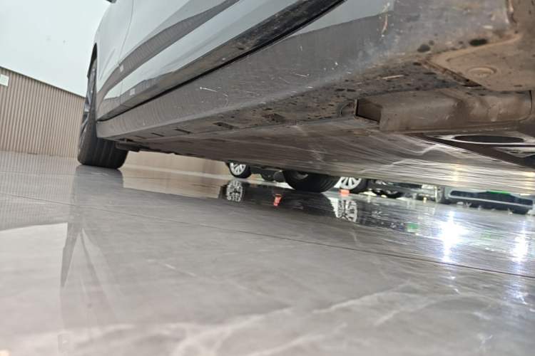Used Zeekr 007GT 2025 Rear-Drive Intelligent Driving Version 75 kWh Right Side Sill