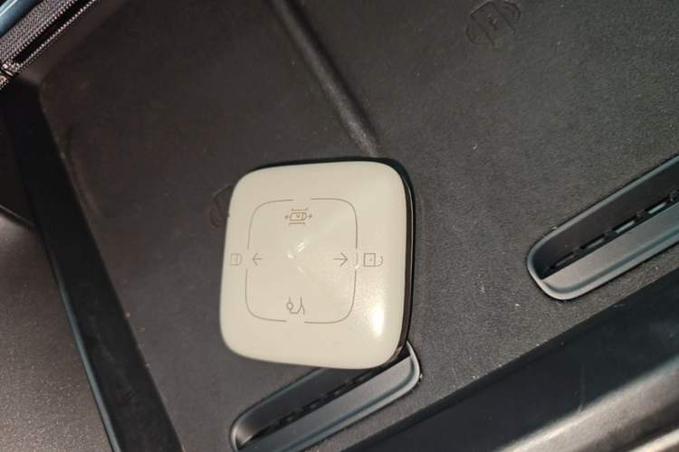 Used Zeekr 007GT 2025 Rear-Drive Intelligent Driving Version 75 kWh Vehicle Key