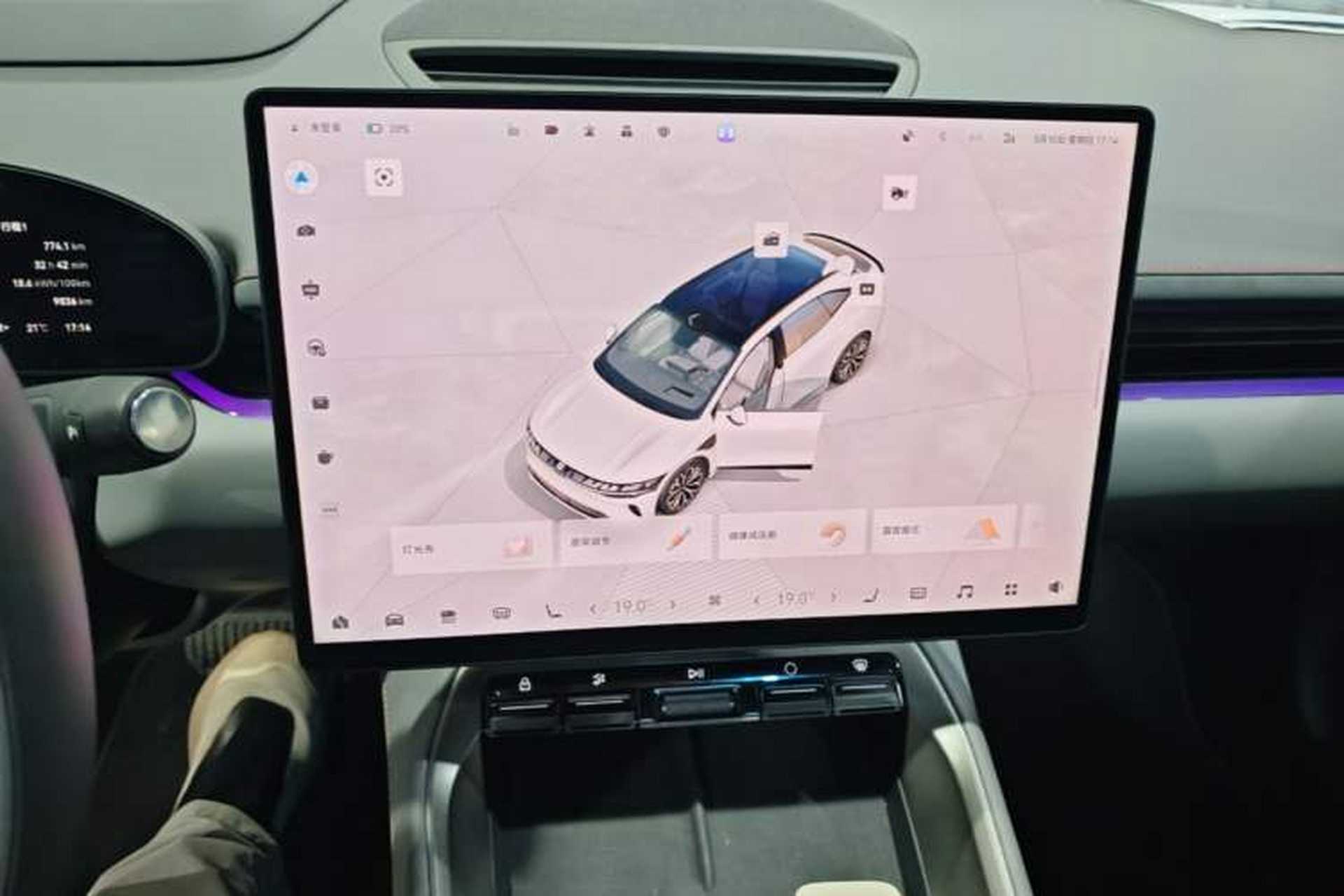 Used Zeekr 007GT 2025 Four-Wheel Drive Intelligent Driving Version 75 kWh Audio And AC Panel
