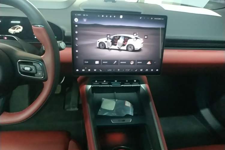 Used Zeekr 007GT 2025 Four-Wheel Drive Intelligent Driving Version 75 kWh Audio And AC Panel