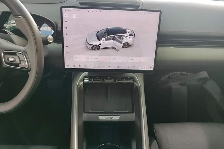 Used Zeekr 007GT 2025 Rear-Drive Intelligent Driving Version 75 kWh Audio And AC Panel
