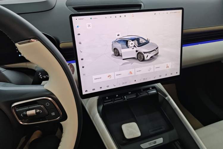 Used Zeekr 007GT 2025 Rear-Drive Intelligent Driving Version 75 kWh Audio And AC Panel