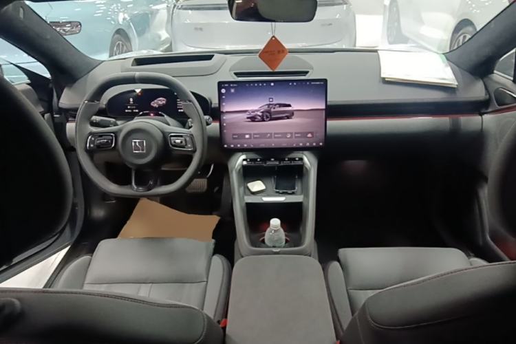 Used Zeekr 007GT 2025 Four-Wheel Drive Intelligent Driving Version 75 kWh Center Console