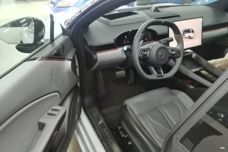 Used Zeekr 007GT 2025 Four-Wheel Drive Intelligent Driving Version 75 kWh Driver Seat
