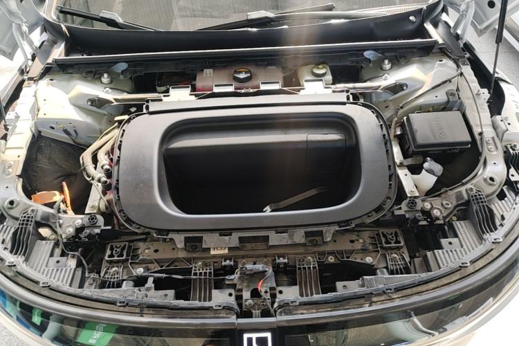 Used Zeekr 007GT 2025 Four-Wheel Drive Intelligent Driving Version 75 kWh Engine Bay