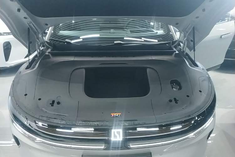 Used Zeekr 007GT 2025 Rear-Drive Intelligent Driving Version 75 kWh Engine Bay