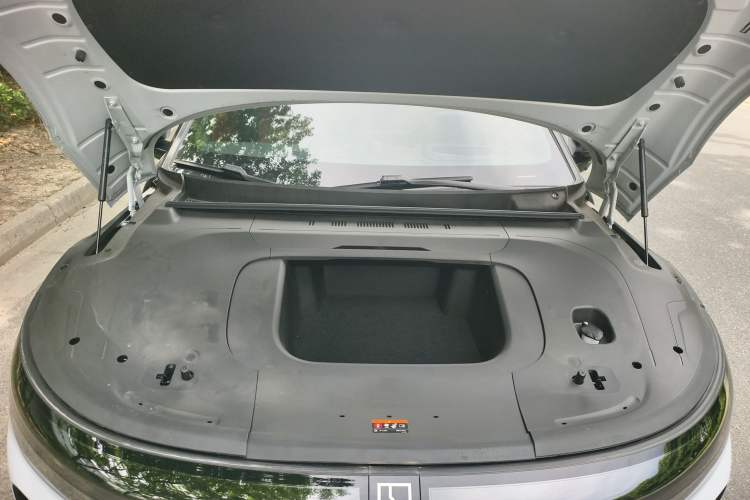 Used Zeekr 007GT 2025 Rear-Drive Intelligent Driving Version 75 kWh Engine Bay