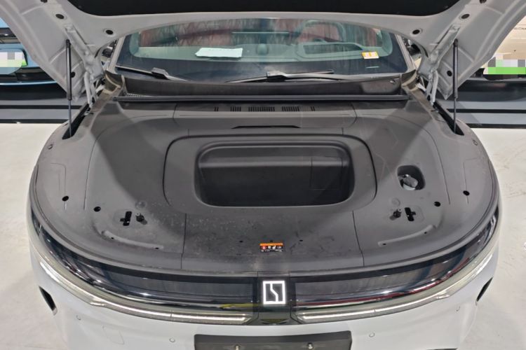 Used Zeekr 007GT 2025 Four-Wheel Drive Intelligent Driving Version 75 kWh Engine Bay