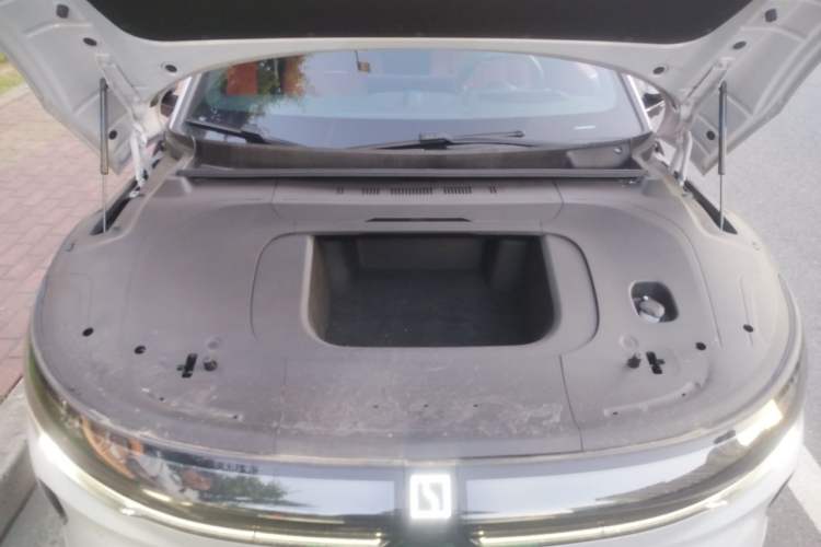 Used Zeekr 007GT 2025 Rear-Drive Intelligent Driving Version 75 kWh Engine Bay