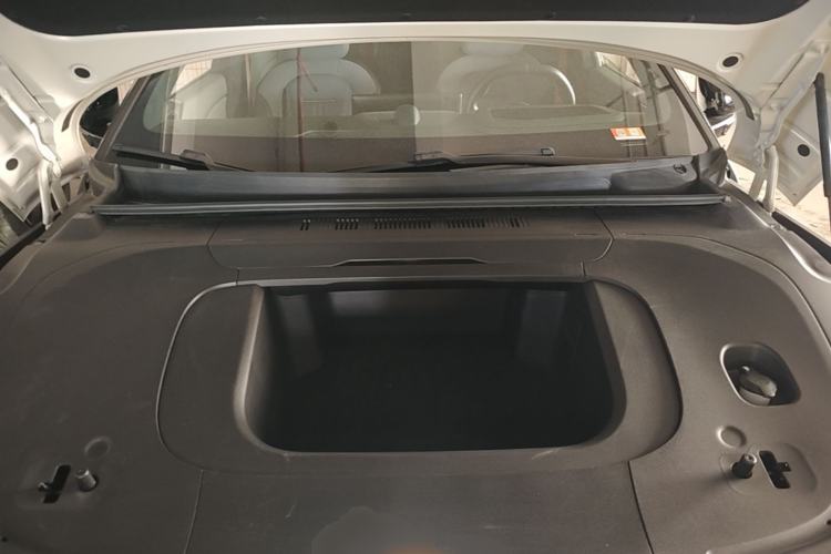 Used Zeekr 007GT 2025 Long-Range Rear-Wheel Drive Intelligent Driving Version 100 kWh Engine Bay