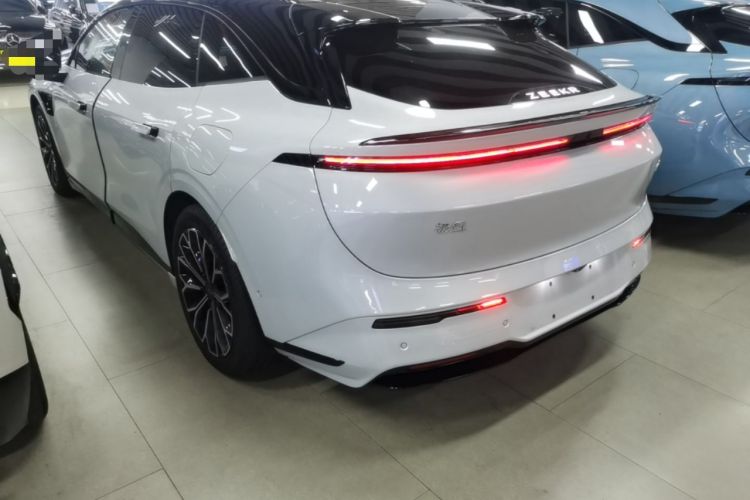 Used Zeekr 007GT 2025 Four-Wheel Drive Intelligent Driving Version 75 kWh Exterior 2