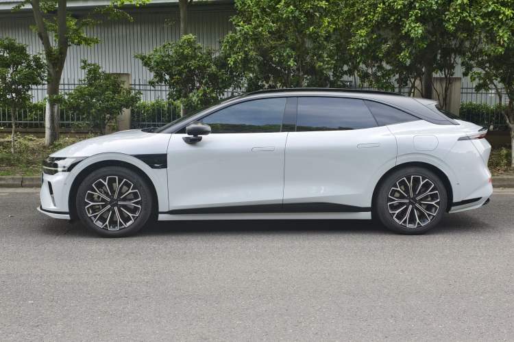 Used Zeekr 007GT 2025 Rear-Drive Intelligent Driving Version 75 kWh Exterior 3