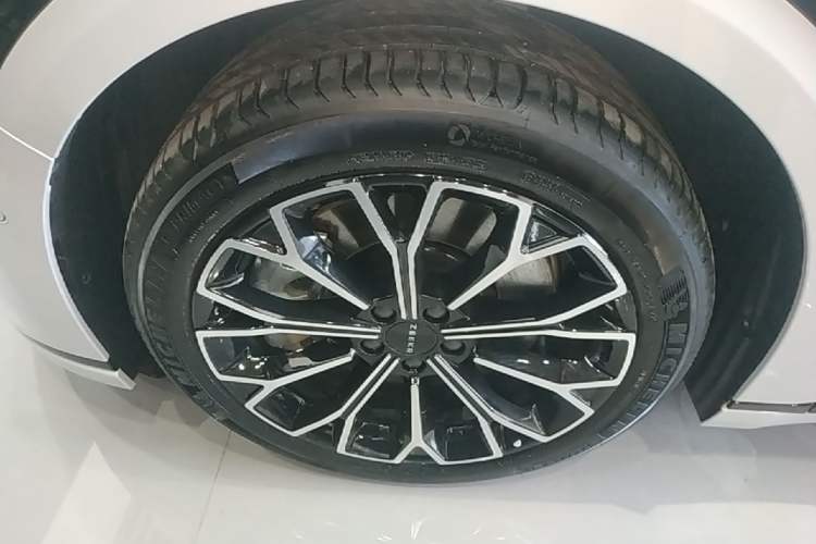 Used Zeekr 007GT 2025 Rear-Drive Intelligent Driving Version 75 kWh Exterior 4