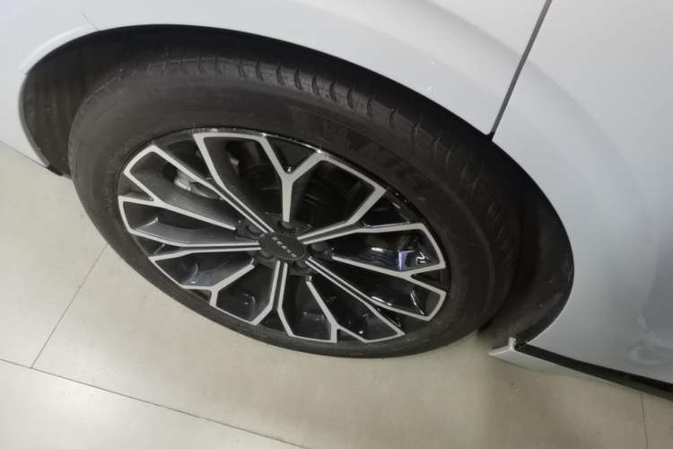 Used Zeekr 007GT 2025 Four-Wheel Drive Intelligent Driving Version 75 kWh Exterior 5