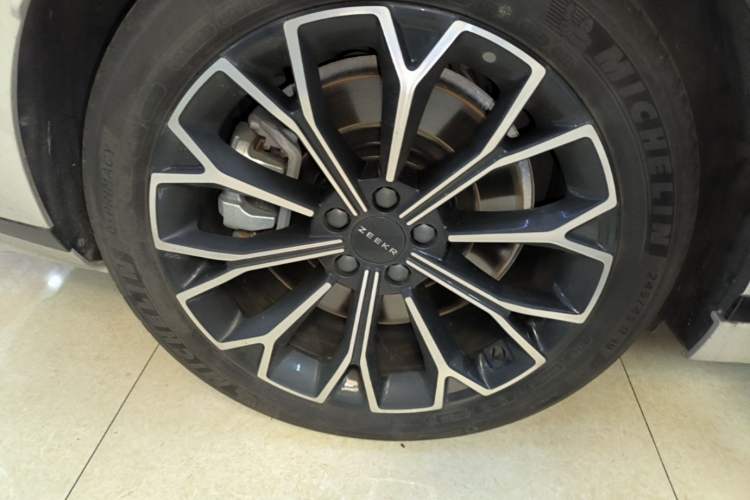 Used Zeekr 007GT 2025 Four-Wheel Drive Intelligent Driving Version 75 kWh Exterior 5