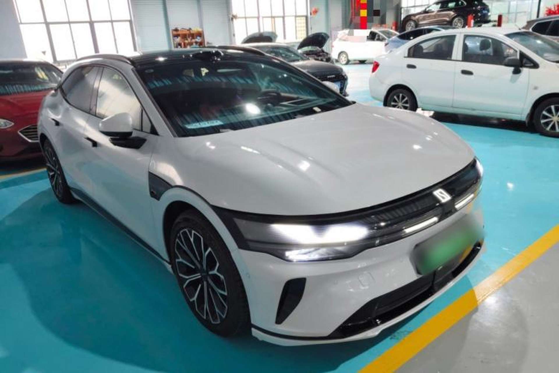 Used Zeekr 007GT 2025 Rear-Drive Intelligent Driving Version 75 kWh Front Right 45 Deg