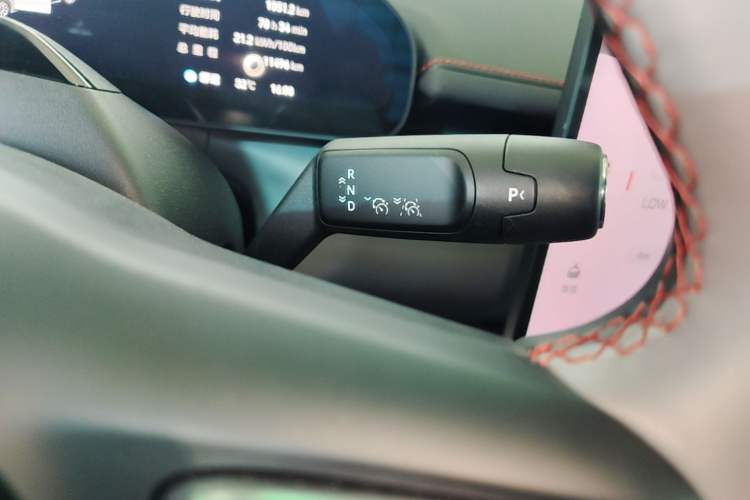 Used Zeekr 007GT 2025 Four-Wheel Drive Intelligent Driving Version 75 kWh Gear Lever