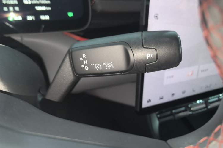 Used Zeekr 007GT 2025 Four-Wheel Drive Intelligent Driving Version 75 kWh Gear Lever