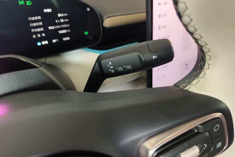 Used Zeekr 007GT 2025 Four-Wheel Drive Intelligent Driving Version 75 kWh Gear Lever